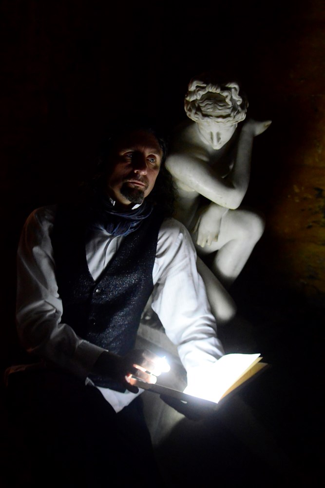 Crtež Davida Belasa  (Snimio Dejan Štifanić)